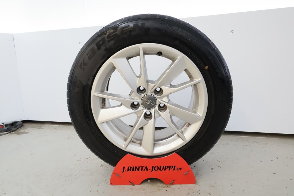 Audi A4 2016 Valkoinen