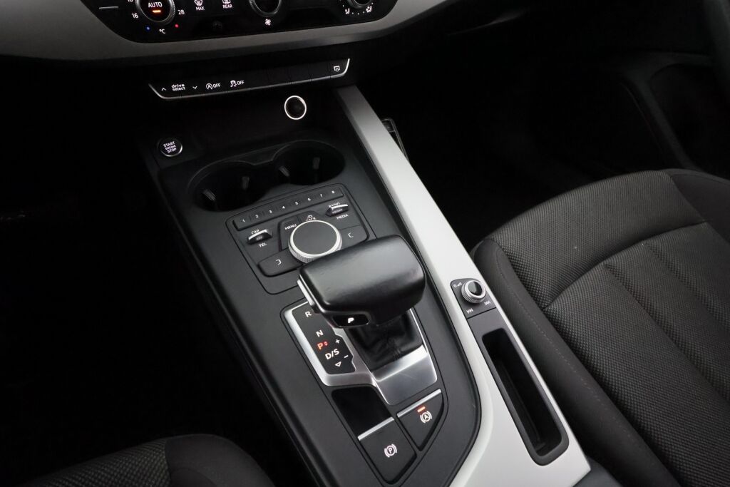 Audi A4 2016 Valkoinen