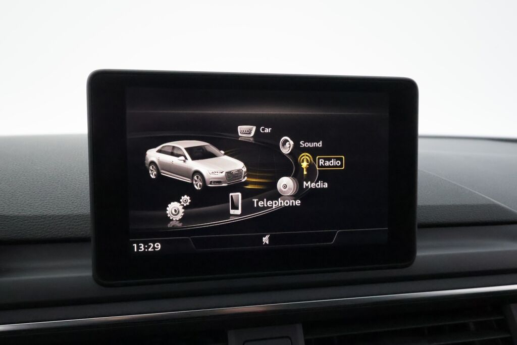 Audi A4 2016 Valkoinen