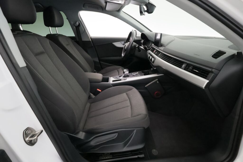 Audi A4 2016 Valkoinen