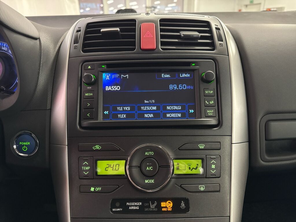 Toyota Auris 2013 Hopea