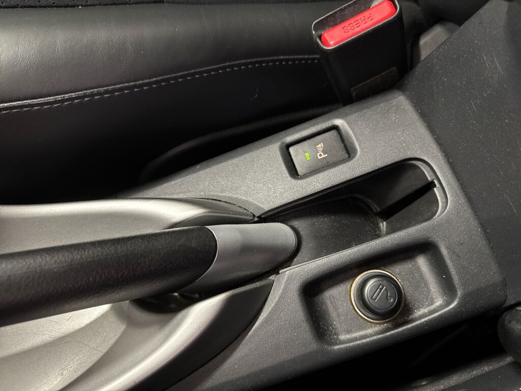 Toyota Auris 2013 Hopea