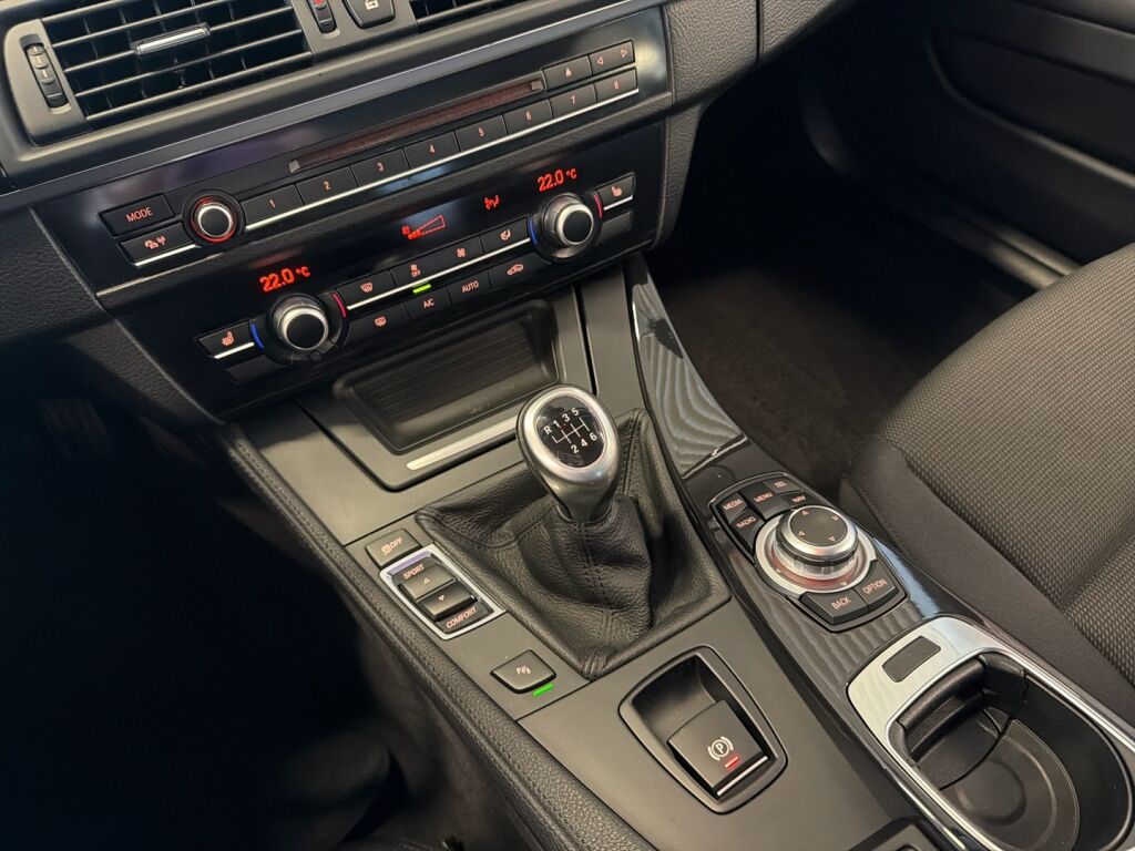 BMW 520 2013 Harmaa