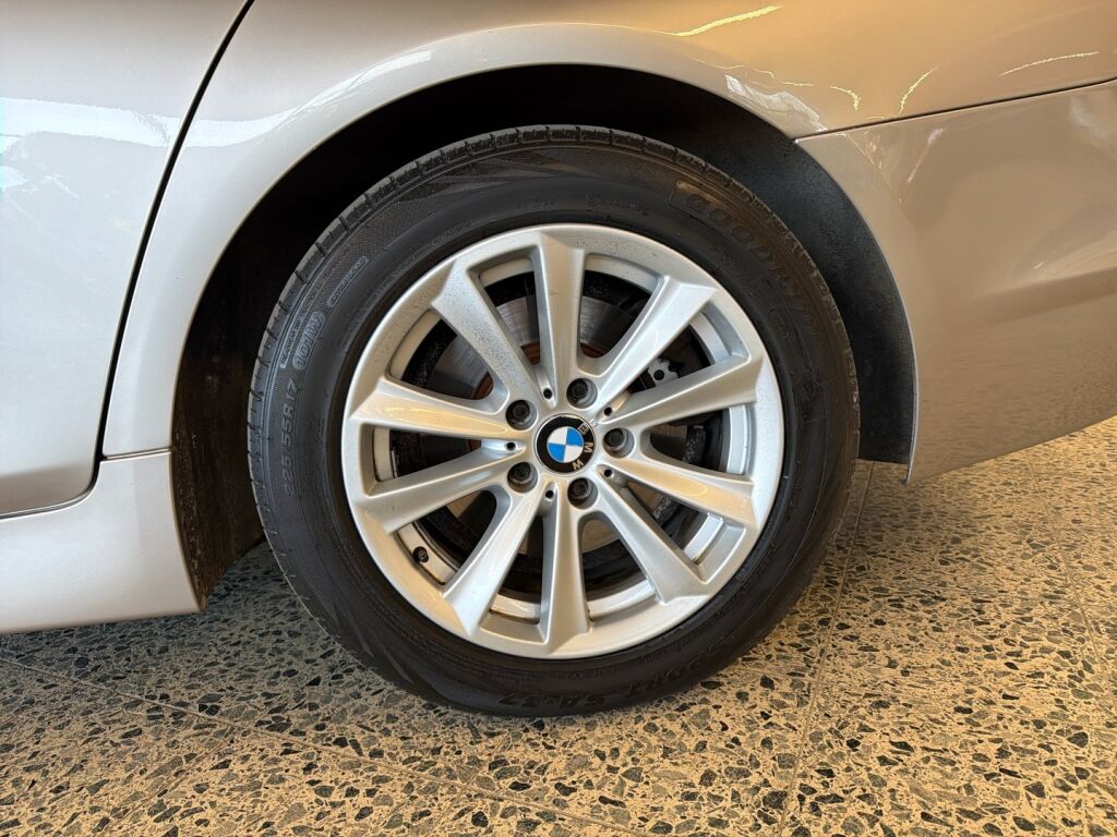 BMW 520 2013 Harmaa