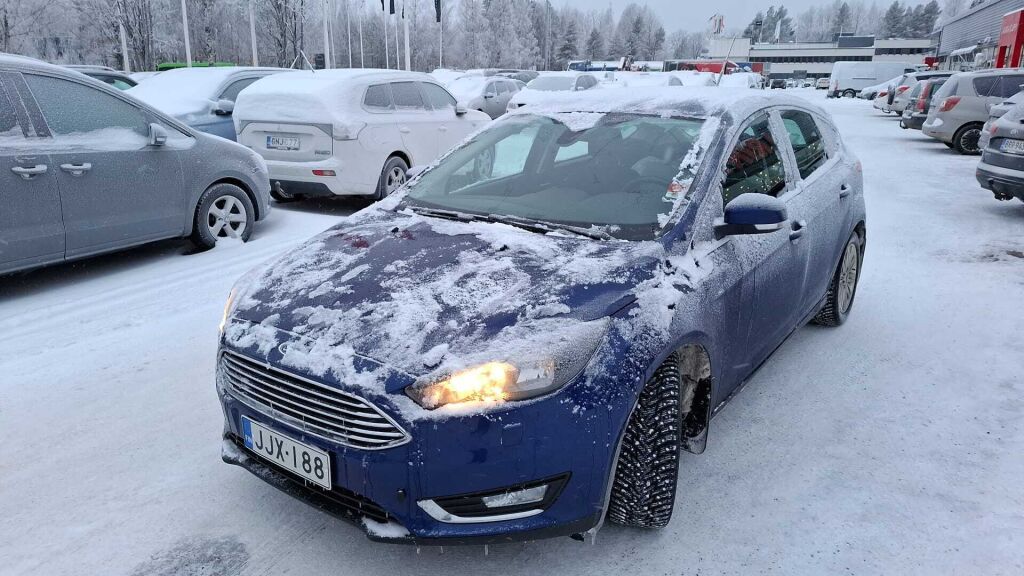 Ford Focus 2016 Sininen