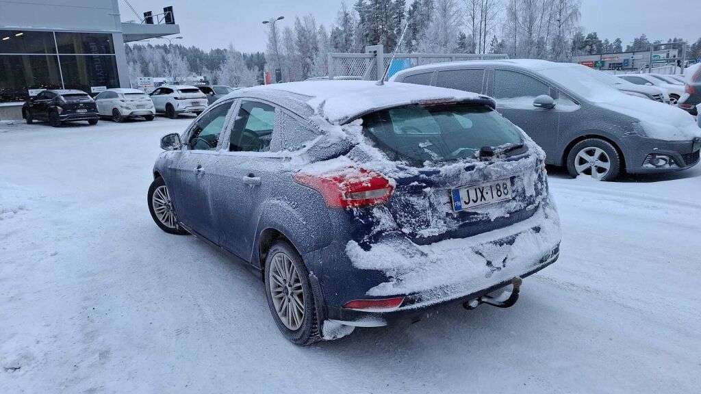 Ford Focus 2016 Sininen