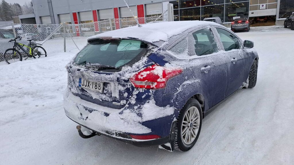 Ford Focus 2016 Sininen