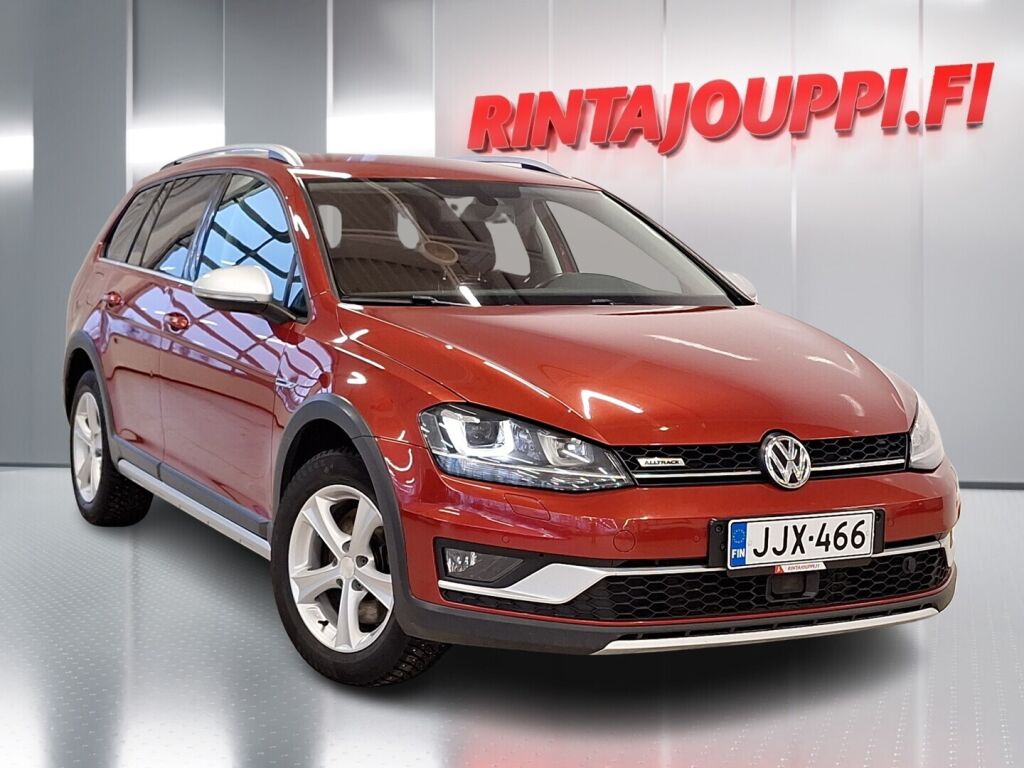 Volkswagen Golf 2016 Punainen