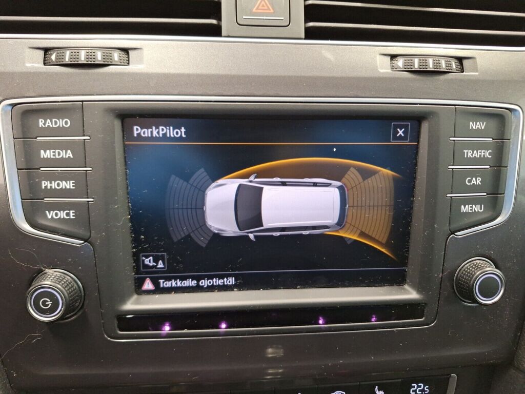 Volkswagen Golf 2016 Punainen