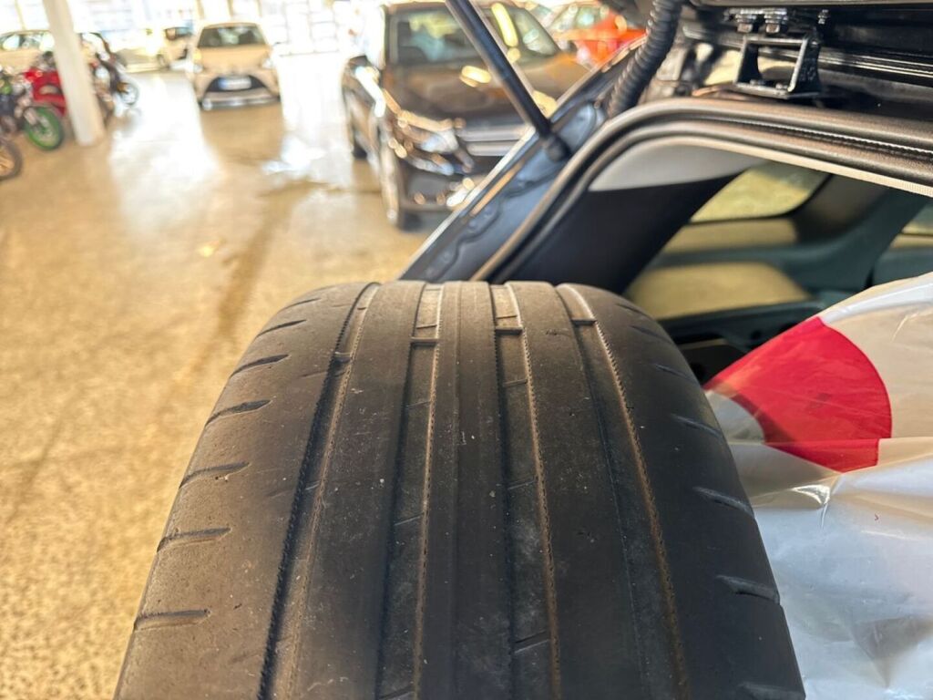 Renault Kadjar 2016 Musta