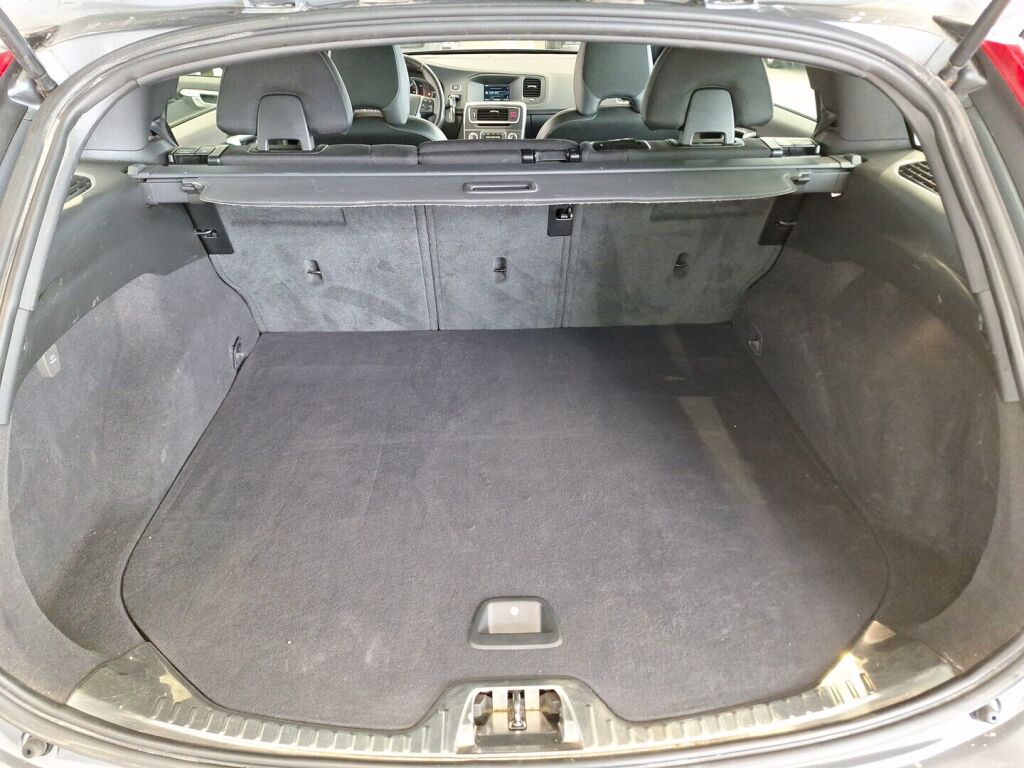 Volvo V60 Cross Country 2016 Harmaa