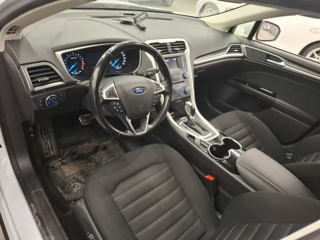 Ford Mondeo 2016 Valkoinen