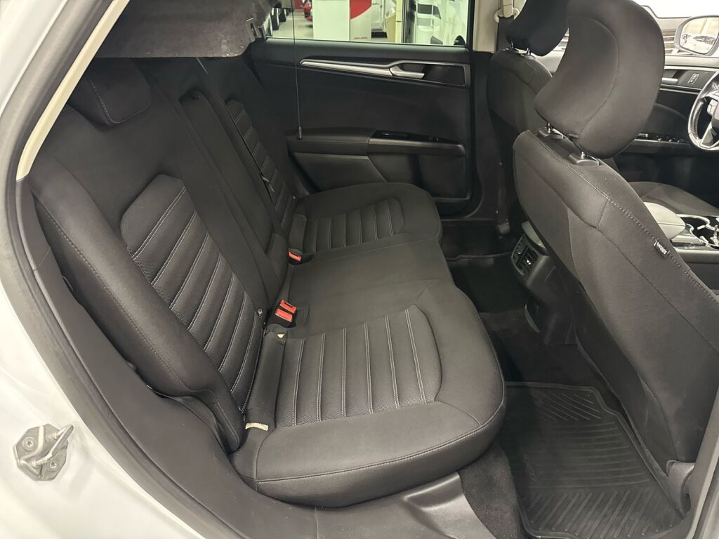 Ford Mondeo 2016 Valkoinen