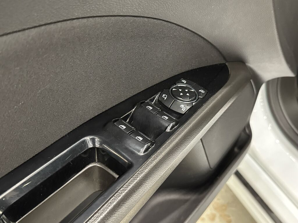 Ford Mondeo 2016 Valkoinen