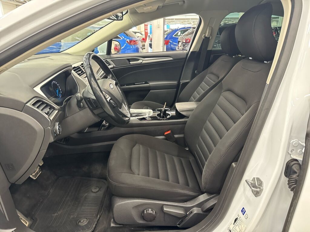 Ford Mondeo 2016 Valkoinen