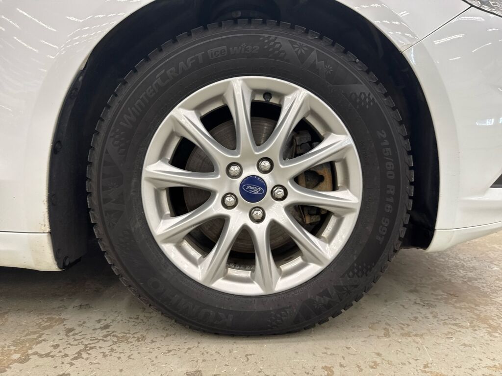 Ford Mondeo 2016 Valkoinen