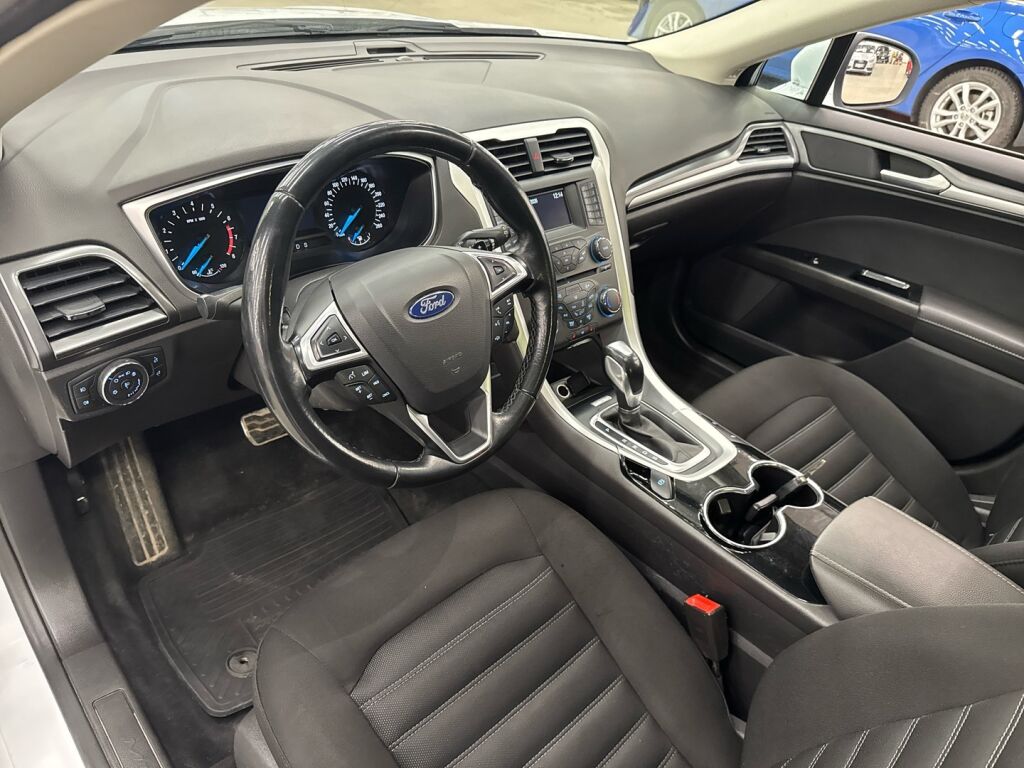 Ford Mondeo 2016 Valkoinen