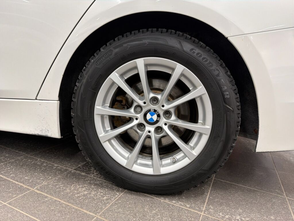 BMW 320 2016 Valkoinen