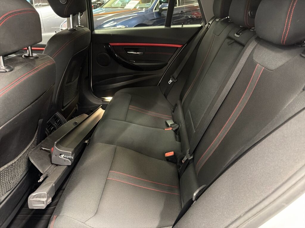 BMW 320 2016 Valkoinen