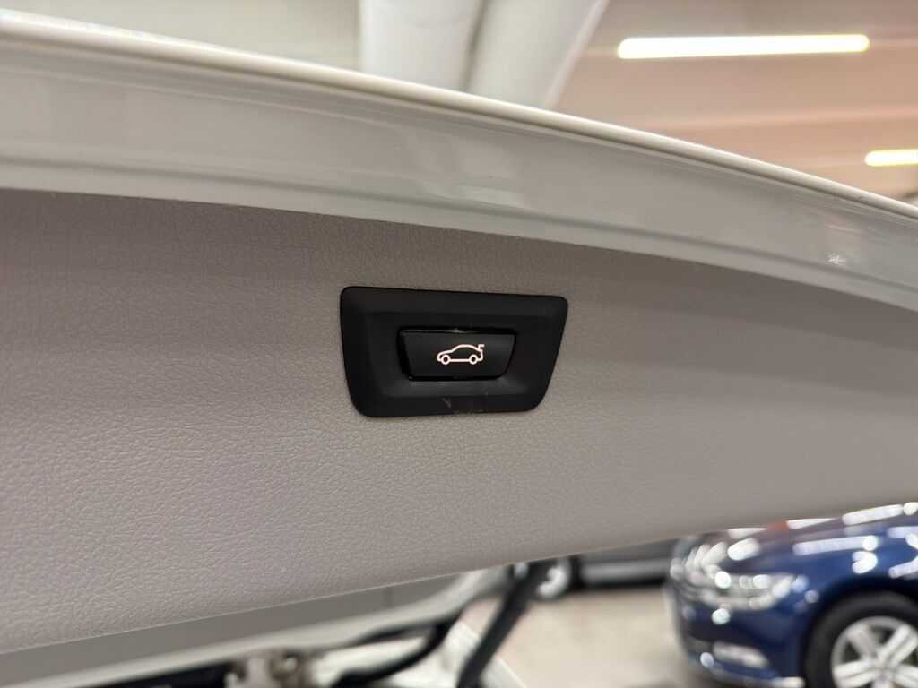 BMW 320 2016 Valkoinen