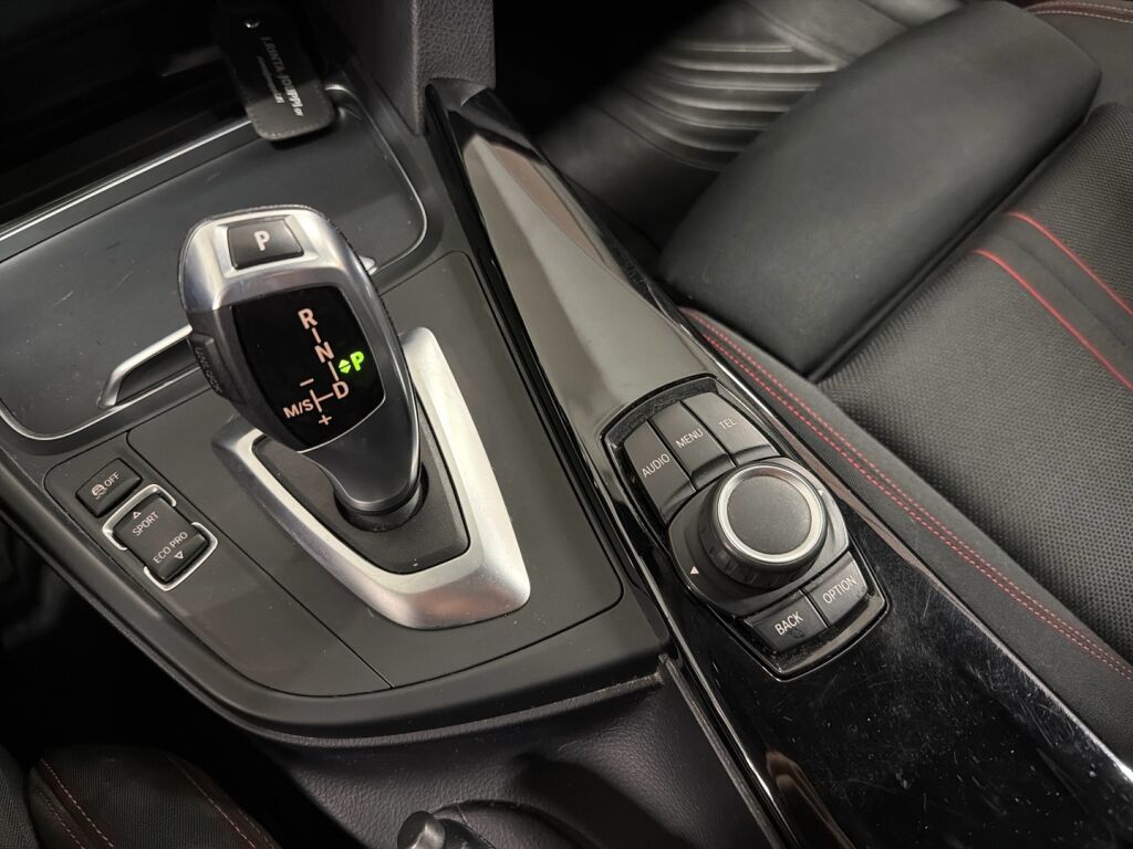 BMW 320 2016 Valkoinen