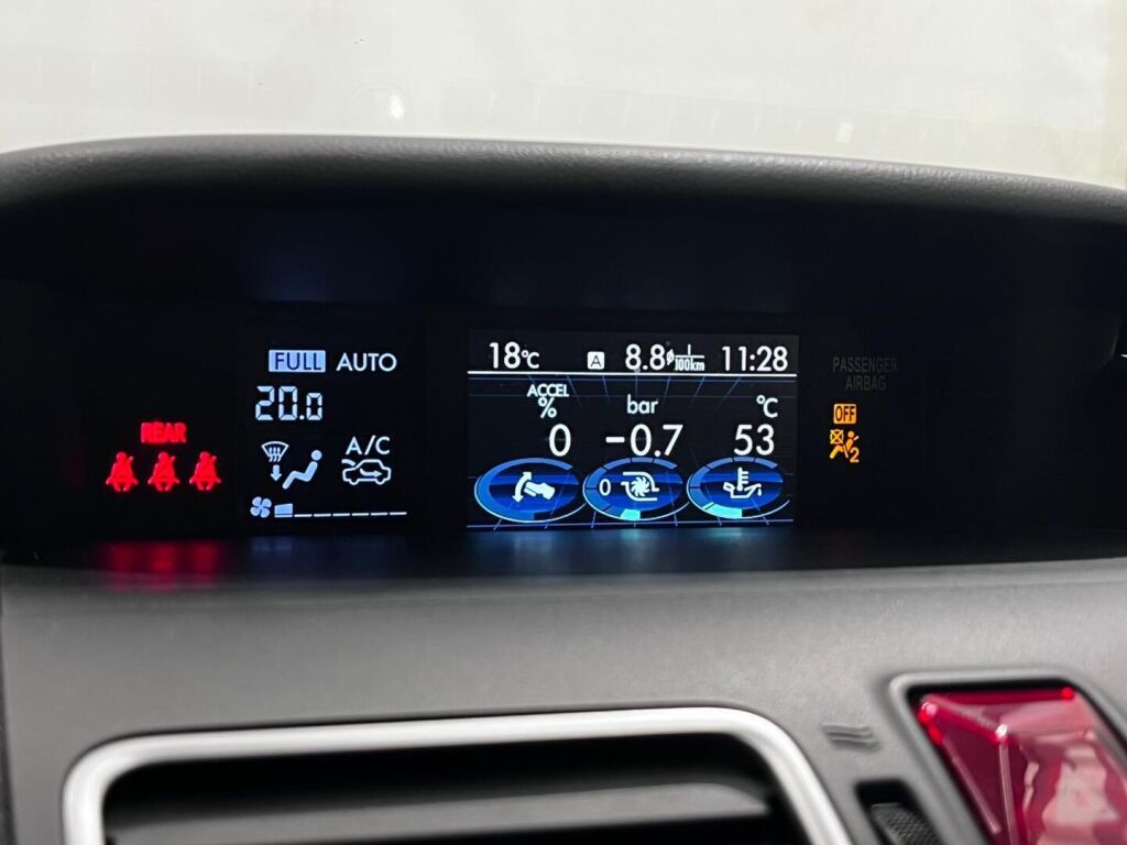 Subaru Levorg 2016 Sininen