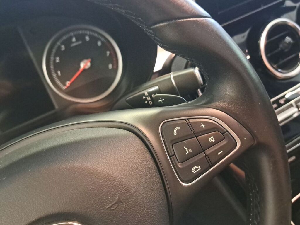 Mercedes-Benz C 2016 Harmaa