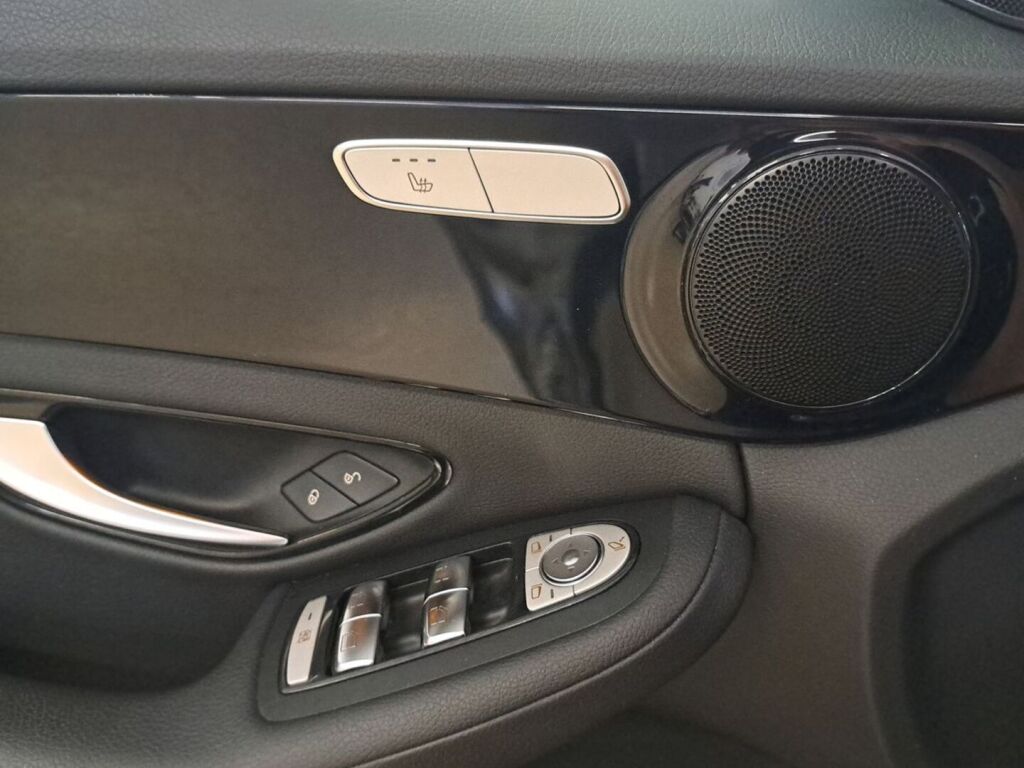 Mercedes-Benz C 2016 Harmaa