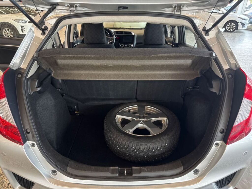 Honda Jazz 2016 Metallinhohto Hopea