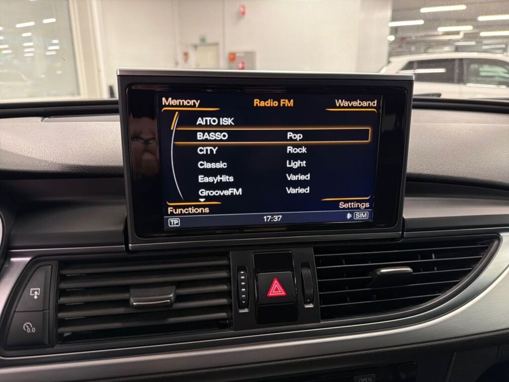 Audi A6 2012 Musta