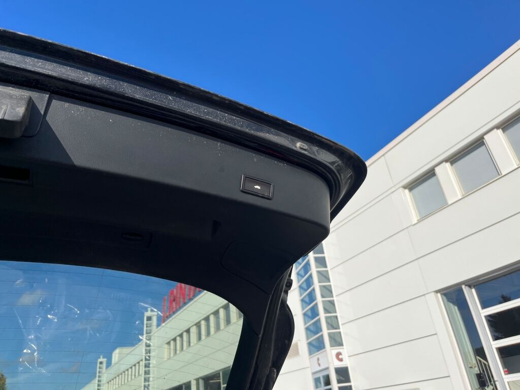 Audi A6 2012 Musta