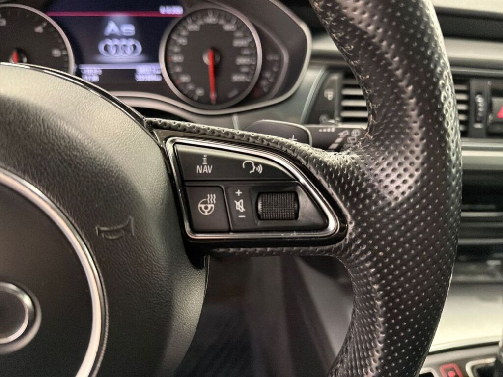Audi A6 2012 Musta