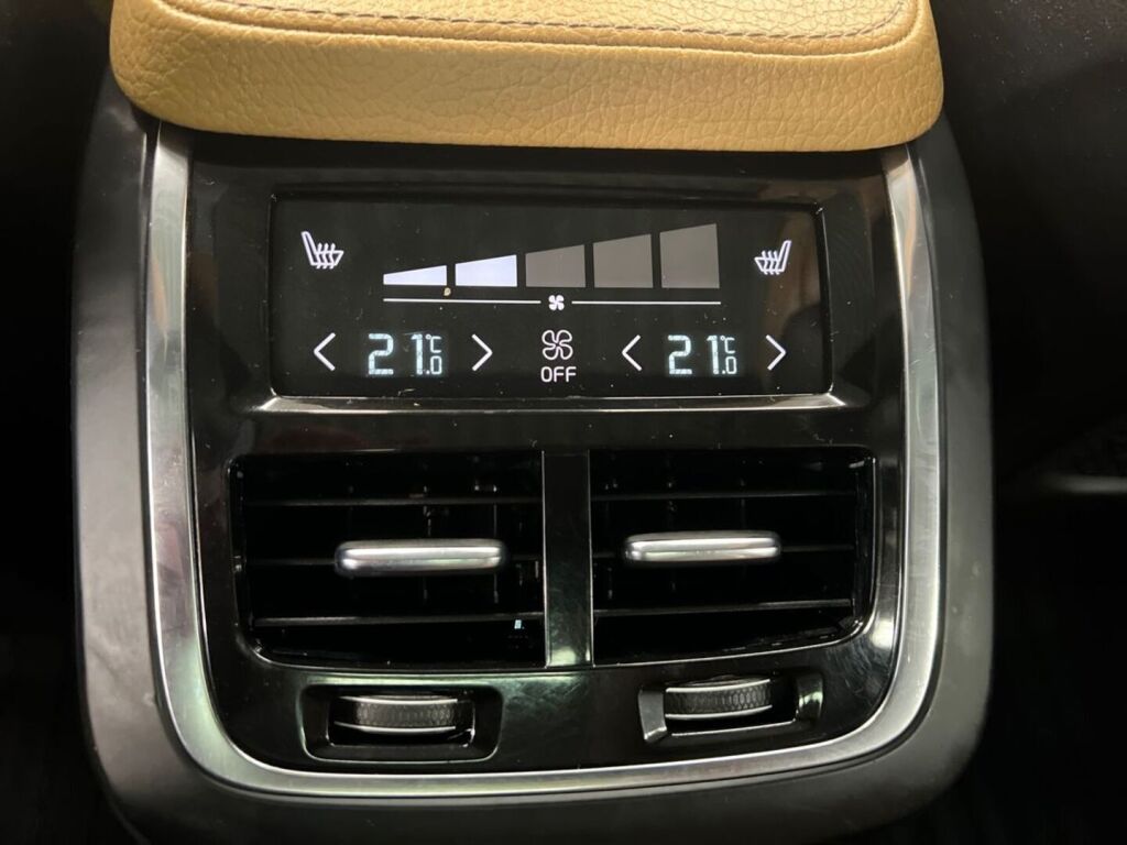 Volvo XC90 2016 Harmaa