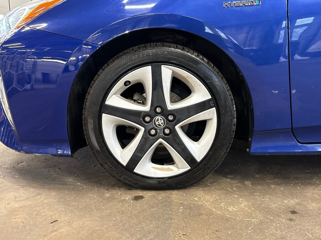 Toyota Prius 2016 Sininen