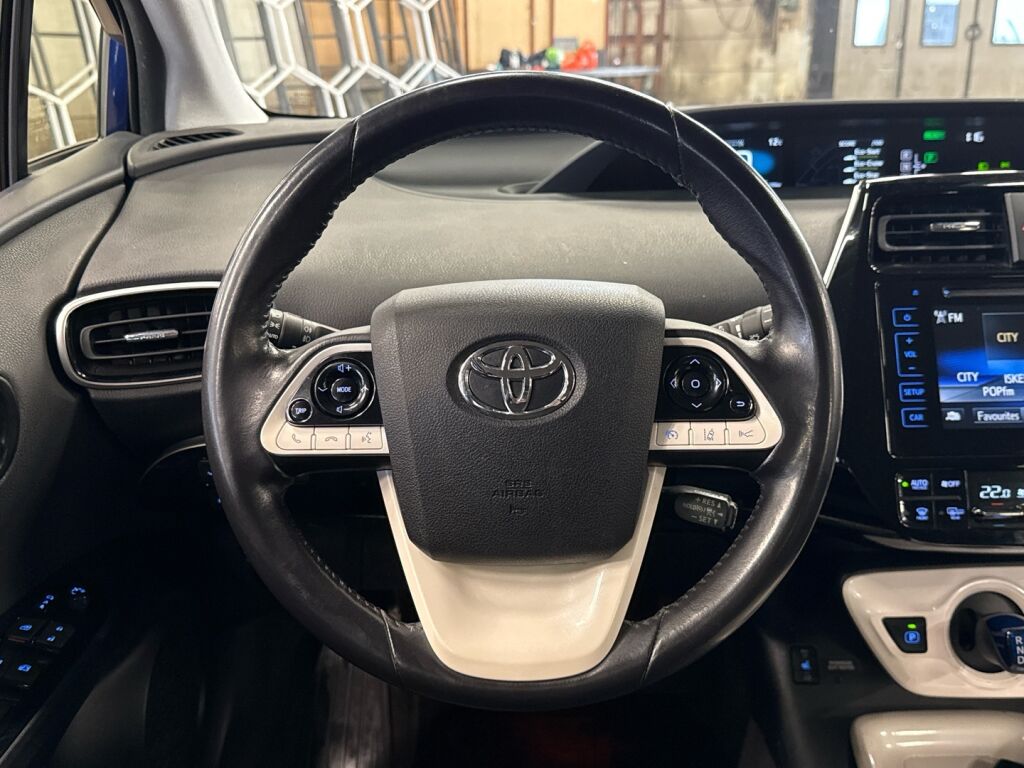 Toyota Prius 2016 Sininen