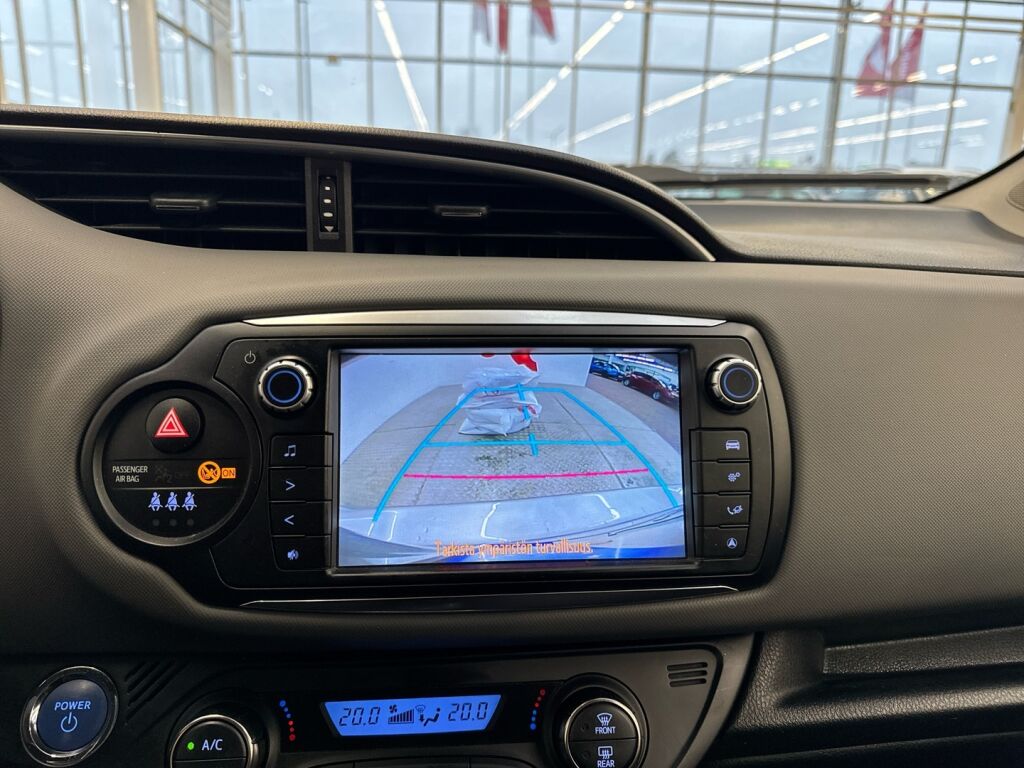 Toyota Yaris 2016 Hopea