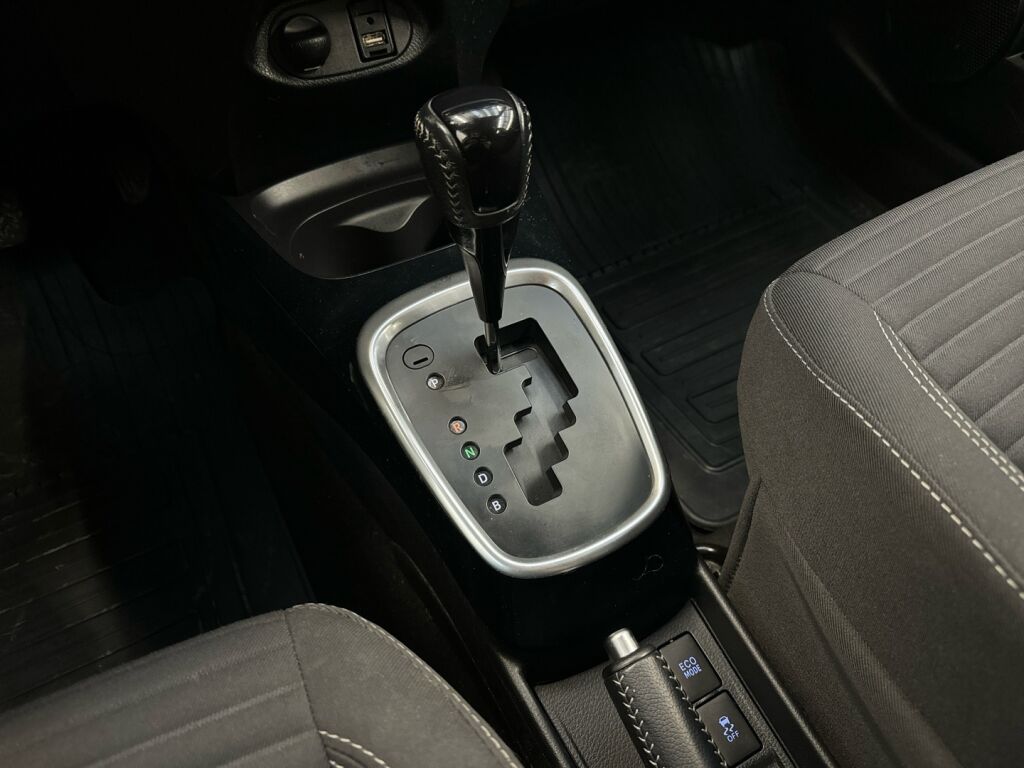 Toyota Yaris 2016 Hopea