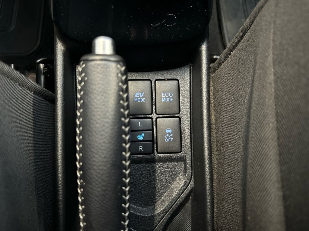 Toyota Yaris 2016 Hopea