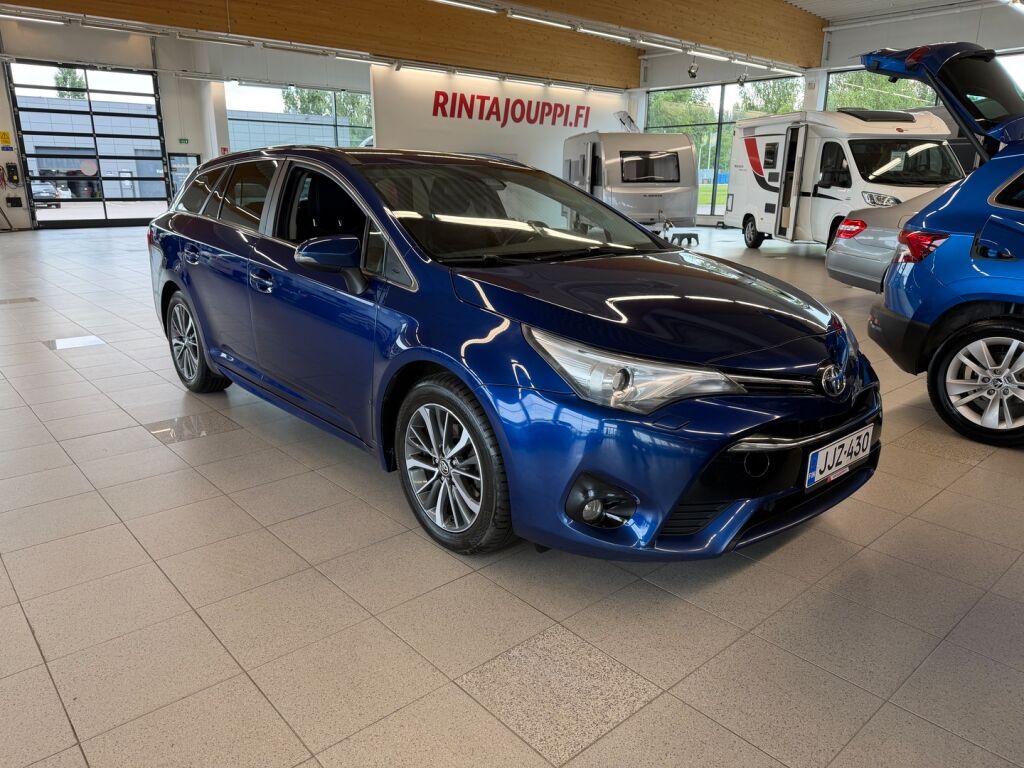 Toyota Avensis 2016 Sininen