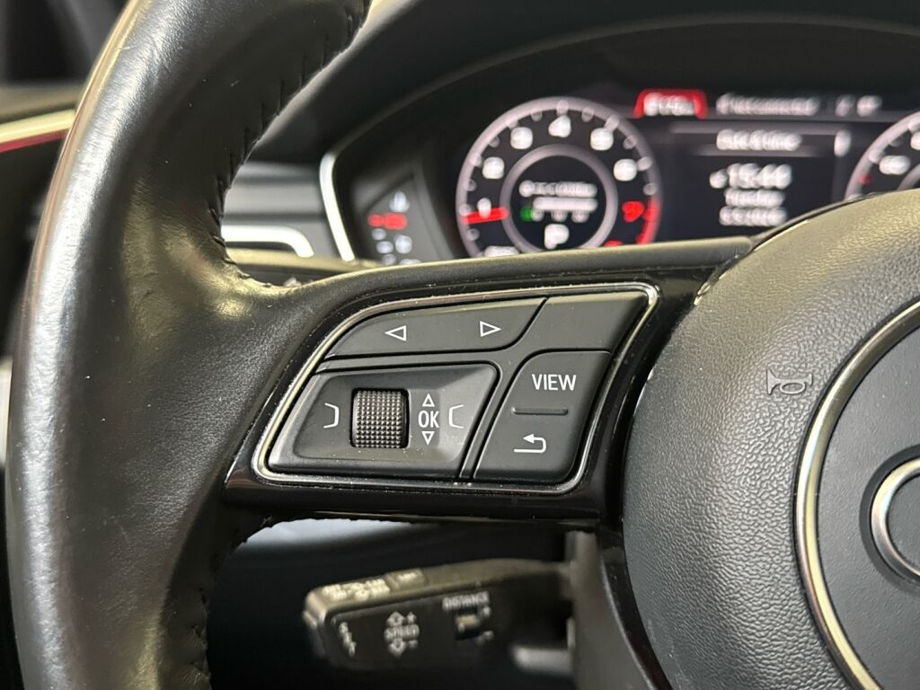 Audi A4 2016 Sininen