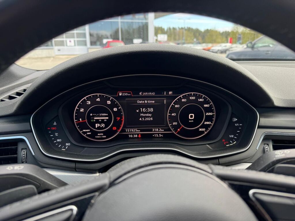 Audi A4 2016 Sininen