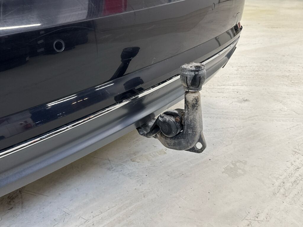 Audi A4 2016 Sininen