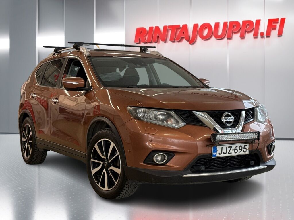 Nissan X-Trail 2016 Oranssi