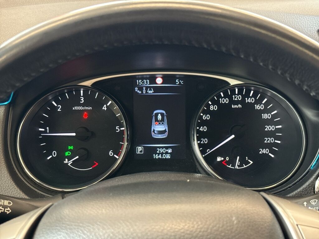 Nissan X-Trail 2016 Oranssi