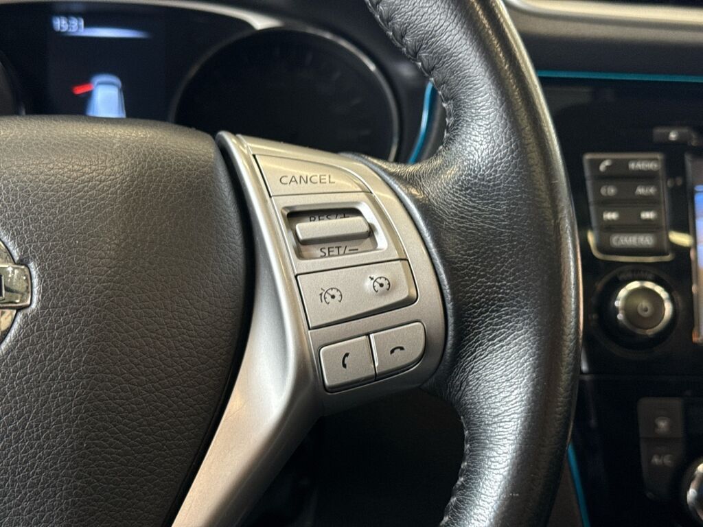 Nissan X-Trail 2016 Oranssi