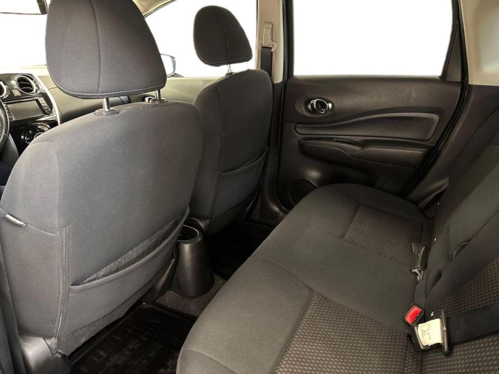 Nissan Note 2016 Musta