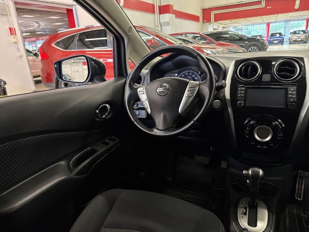 Nissan Note 2016 Musta