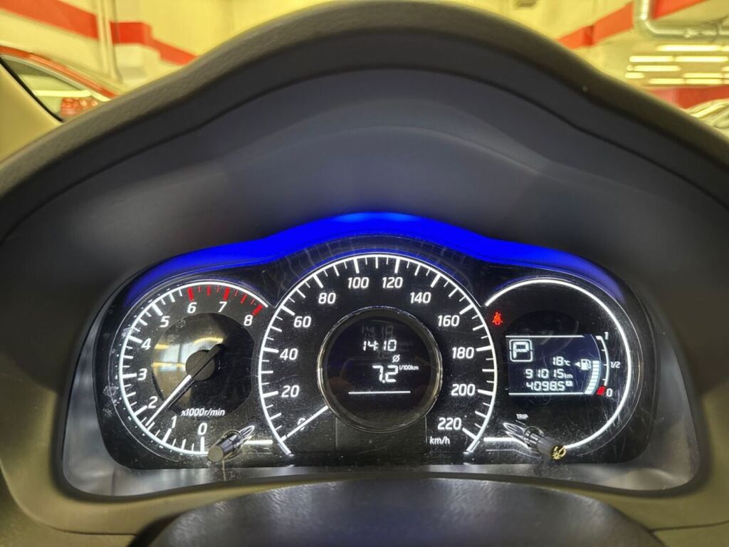 Nissan Note 2016 Musta