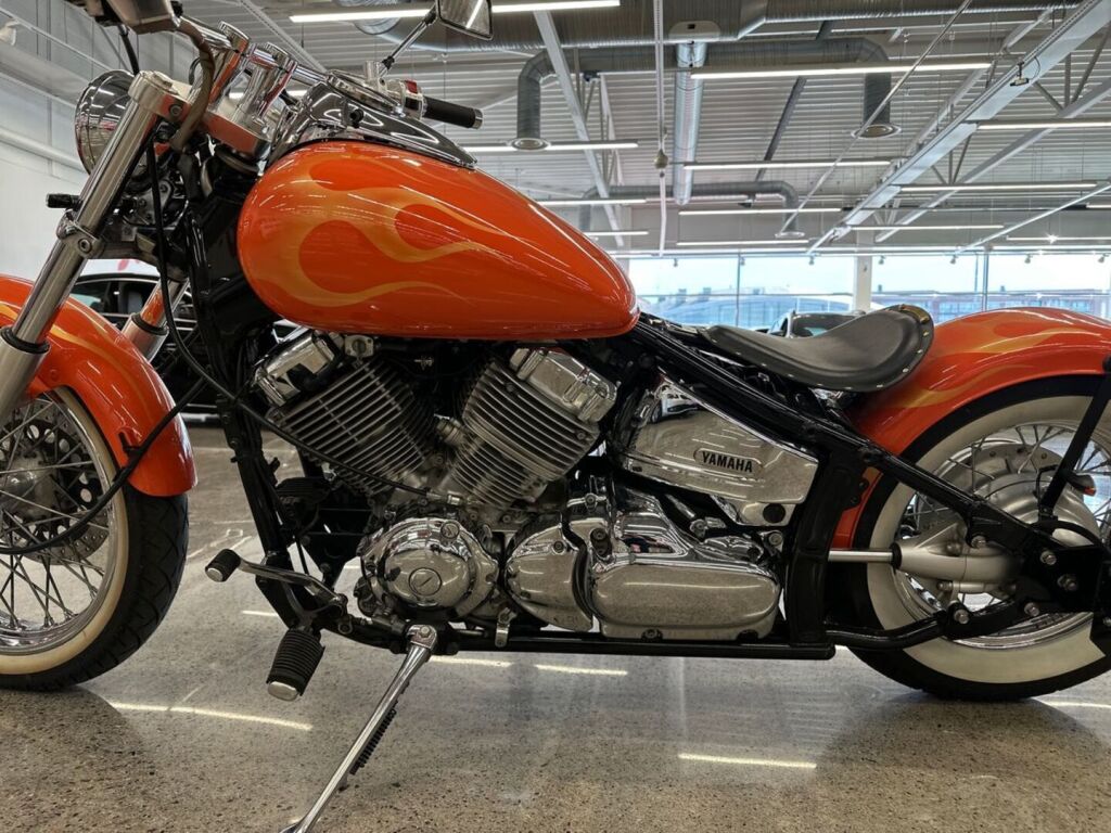 Yamaha XVS 1999 Oranssi