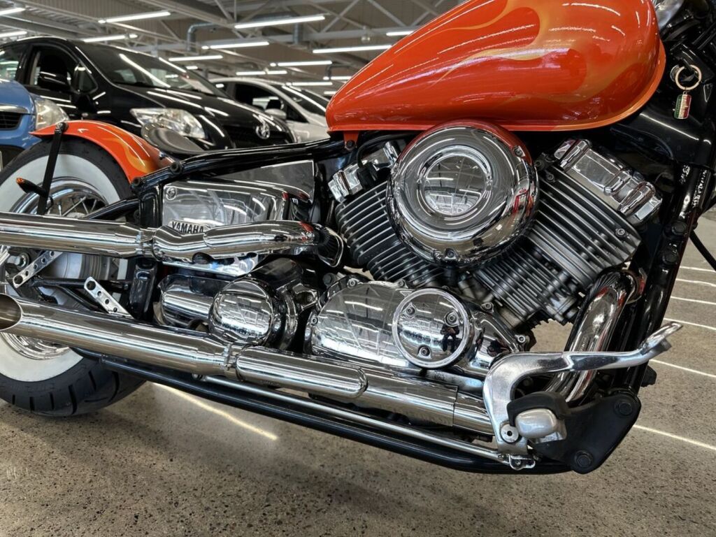 Yamaha XVS 1999 Oranssi